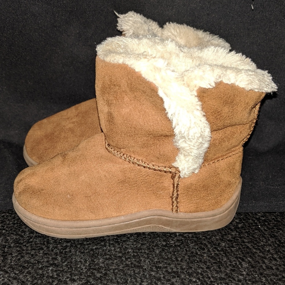 Girls size 5 boots